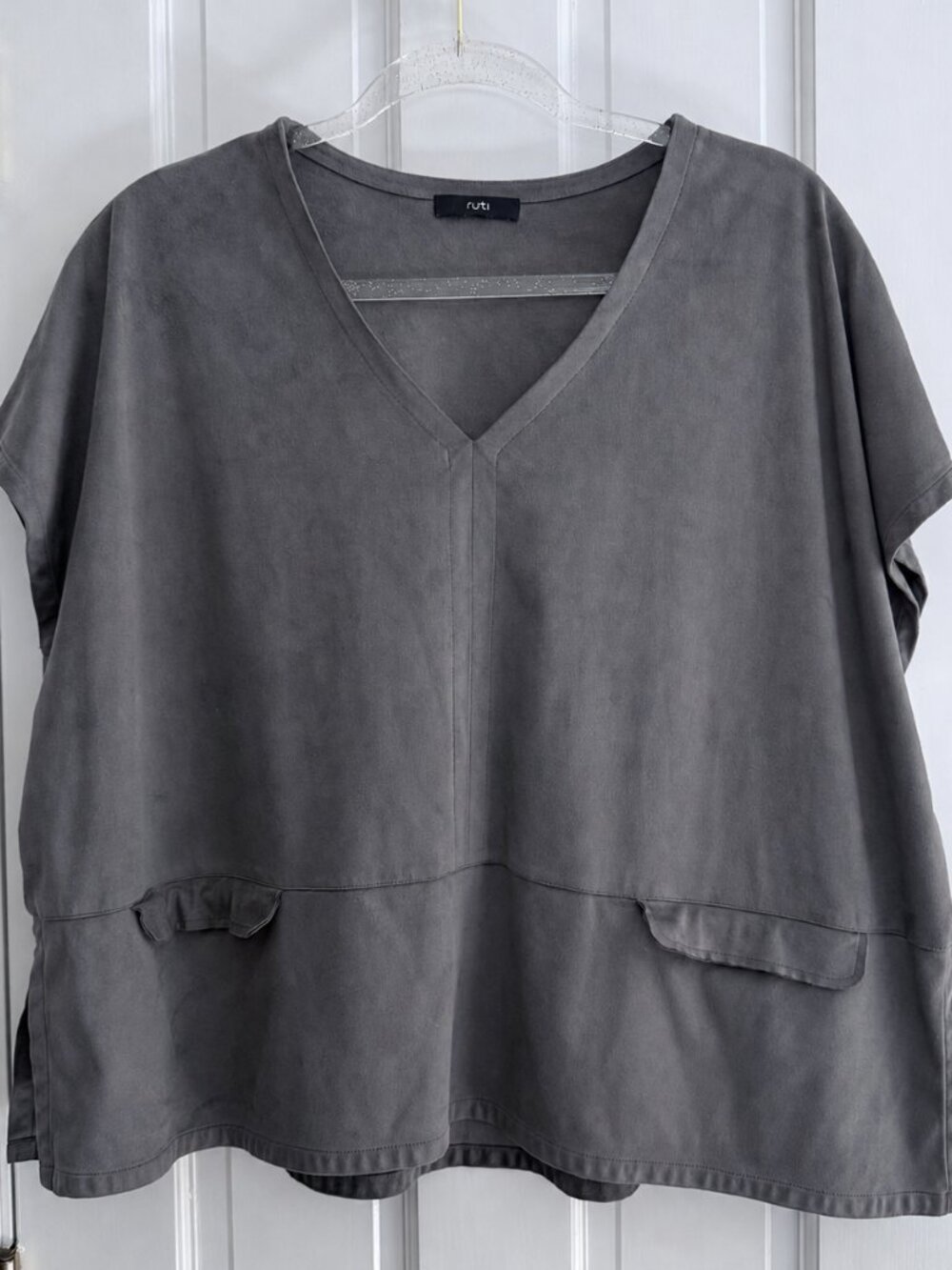 Ruti boxy gray top - Small